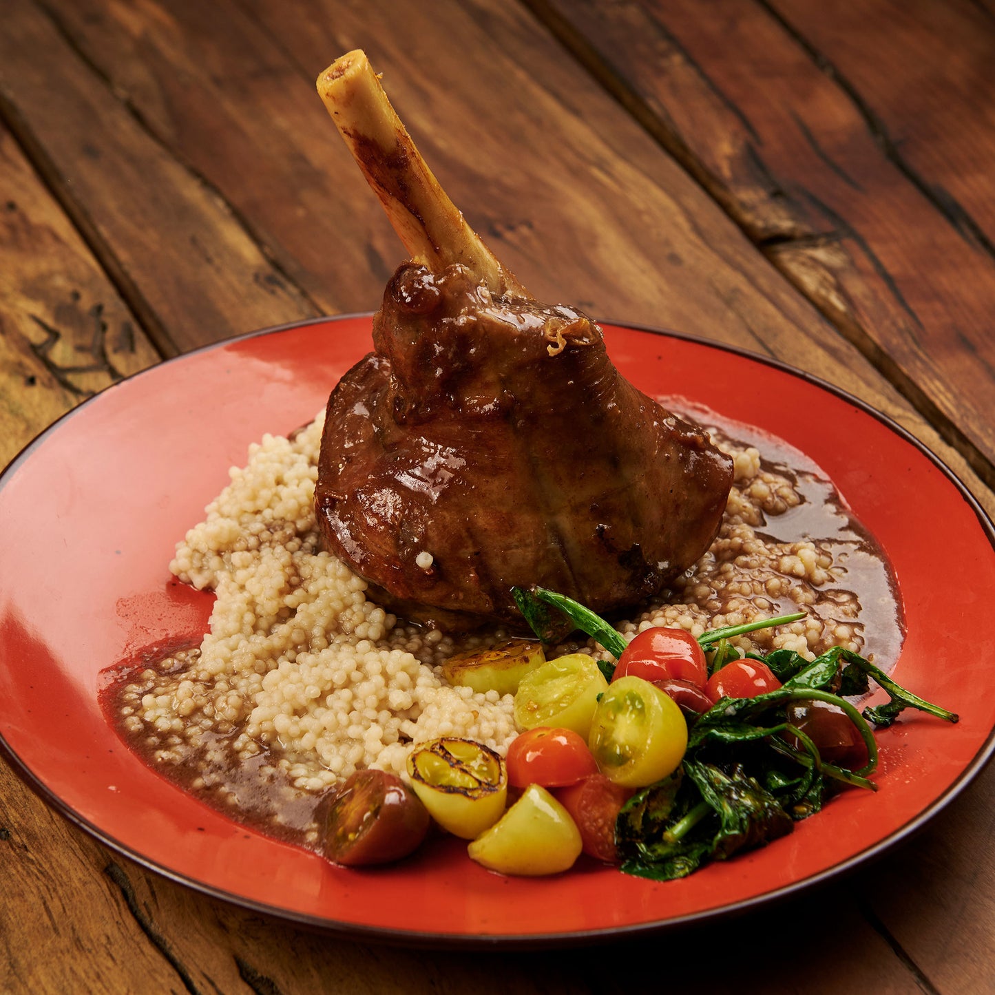 GARRON DE CORDERO AL VINO