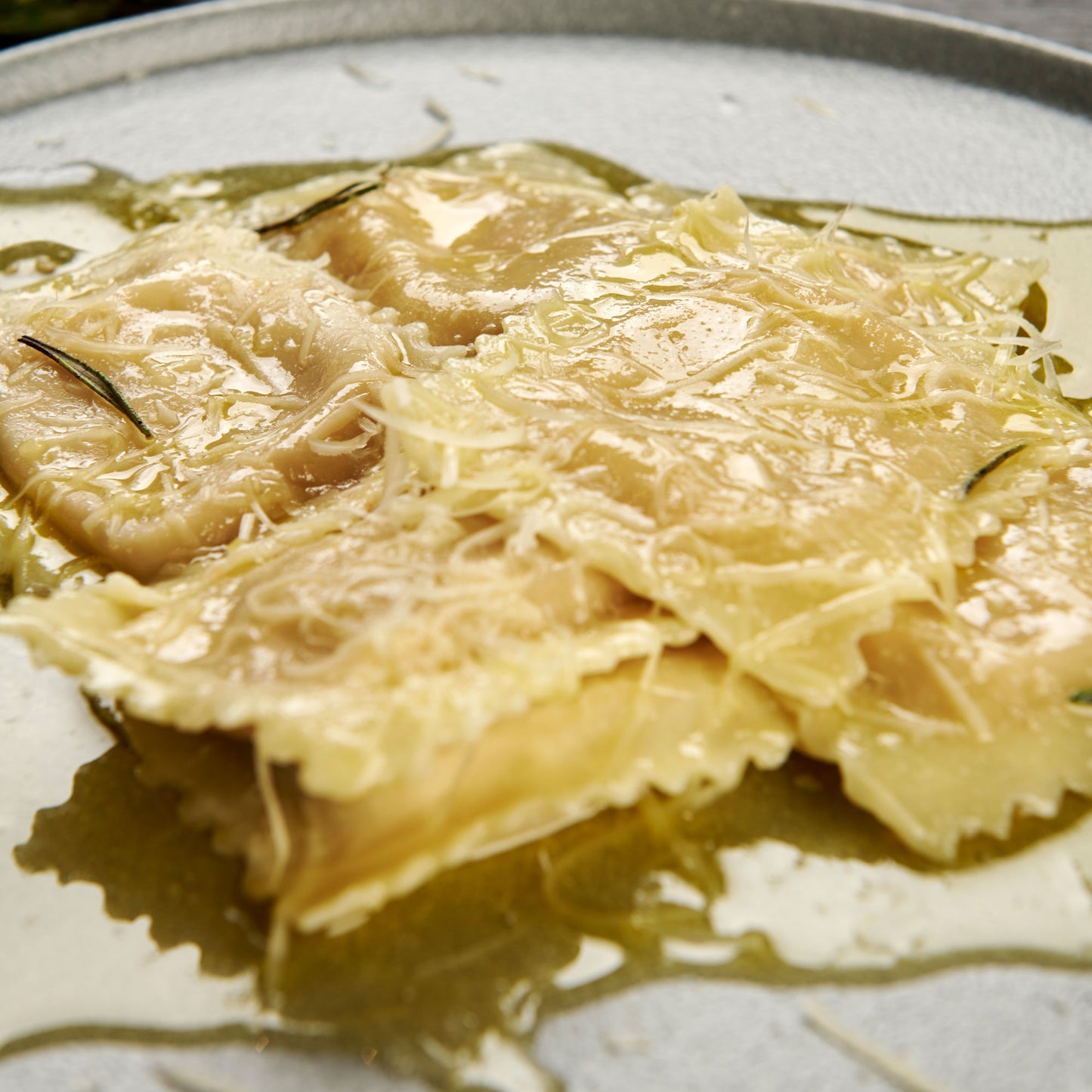 Raviolón Relleno con Centolla de Magallanes